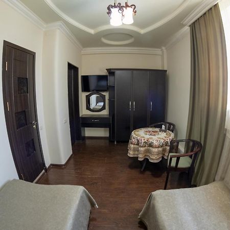 Parvana Hotel Gyumri ภายนอก รูปภาพ