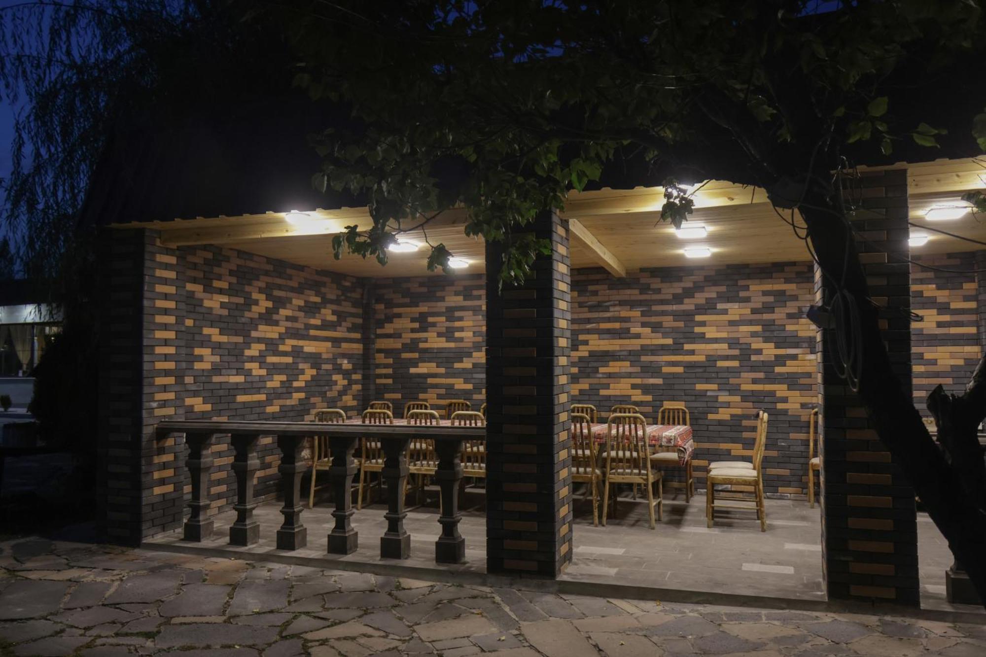 Parvana Hotel Gyumri ภายนอก รูปภาพ
